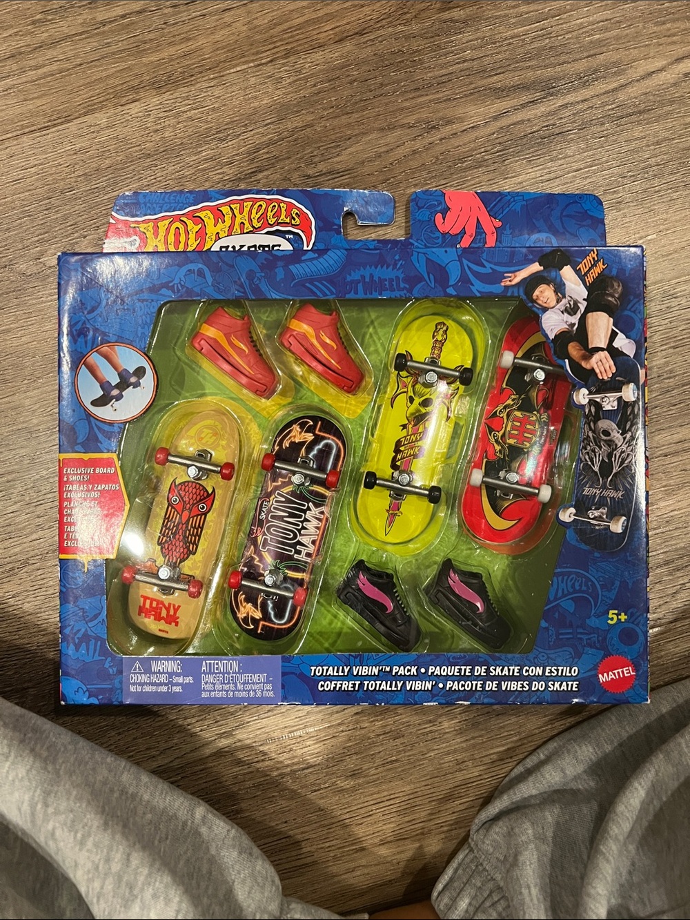 Hot Wheels Totally Vibin' Kids Fingerboard Pack - Red, Yellow, Black